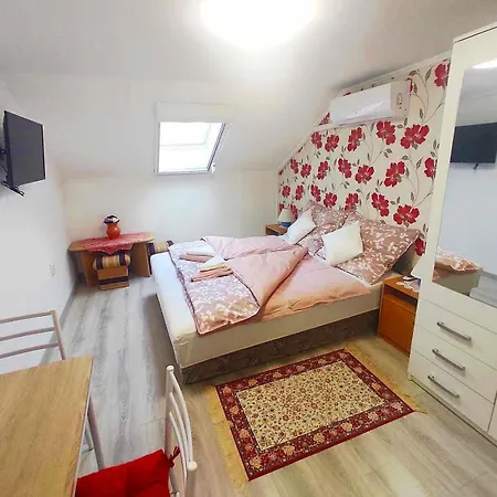 Apartment Era *