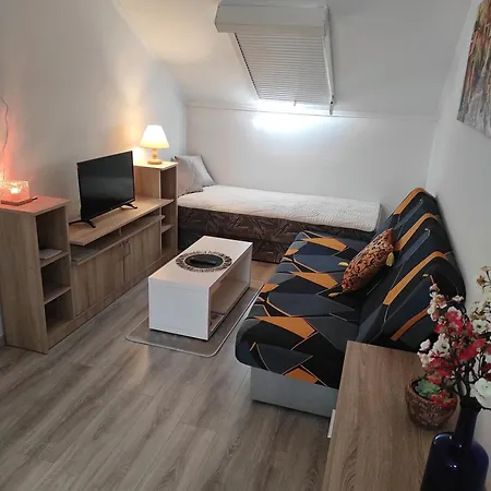 Era Harmonia Lakosztaly * Харканы